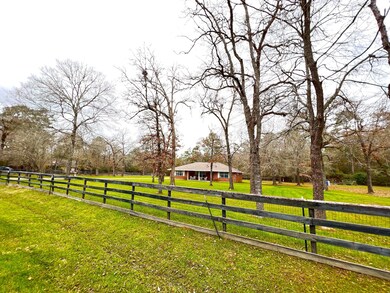 37802 Galleria Oaks Ln, Magnolia, TX 77354 - photo 2
