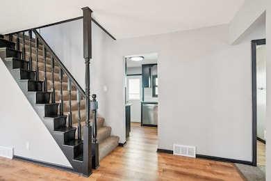 254 Arion St E, Saint Paul, MN 55118 - photo 5