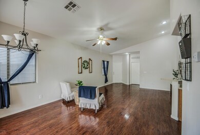 LIVING ROOM 4