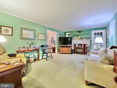 824 Roberts Ave, Drexel Hill, PA 19026 - photo 2