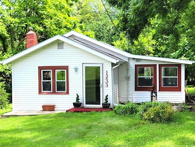 1233 Williams St, Des Moines, IA 50317 - photo 2