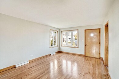 9957 Agatite Ct, Schiller Park, IL 60176 - photo 3