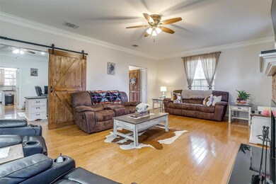 1103 Hemphill Dr, Cleburne, TX 76033 - photo 7