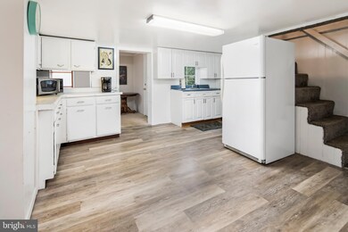 5548 Etzler Rd, Frederick, MD 21702 - photo 7