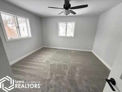 1414 E Linden St, Algona, IA 50511 - photo 4