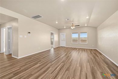 922 Stone Valley Rd, Temple, TX 76502 - photo 6