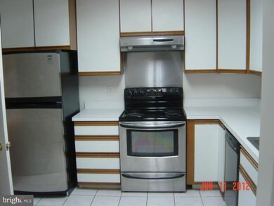 5907 Empire Way, Rockville, MD 20852 - photo 2