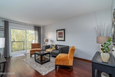 815 Duke Dr unit 428, Grand Forks, ND 58201 - photo 2