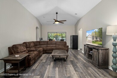6-web-or-mls-M6405591