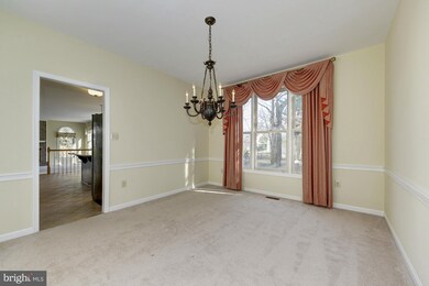 8511 Silverview Dr, Lorton, VA 22079 - photo 6