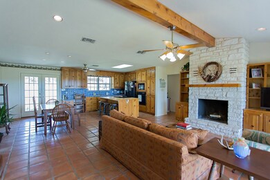 226 Mourning Dove Ln, Fredericksburg, TX 78624 - photo 3