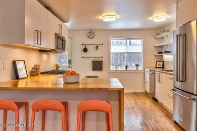 4 - 1900ArcticBlvd0J6A8888_89_90_91_92