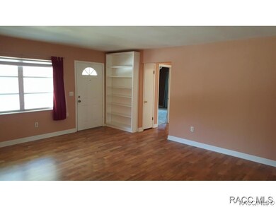Living room 1