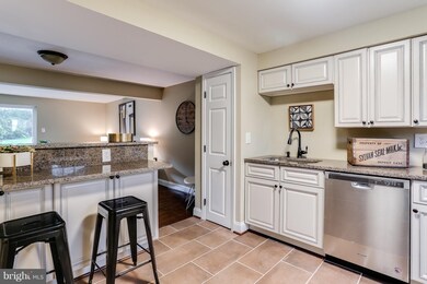 12 Hapsburg Ct, Parkville, MD 21234 - photo 3