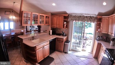 135 Cherry Tree Ln, Cherry Hill, NJ 08002 - photo 6