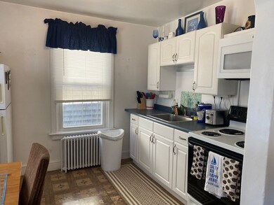 616 Thames St unit 2, Newport, RI 02840 - photo 3