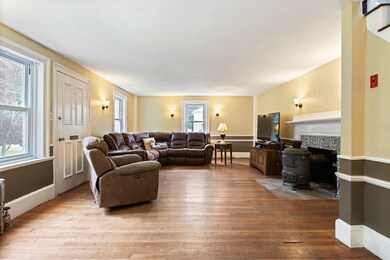 261 Market St, Rockland, MA 02370 - photo 4