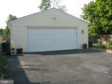 4039 Sharilyn Dr, Abingdon, MD 21009 - photo 2