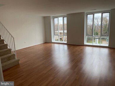 5731 N Kings Hwy unit 352, Alexandria, VA 22303 - photo 2