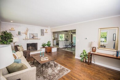1462 Wilmore Dr Side View Living Room