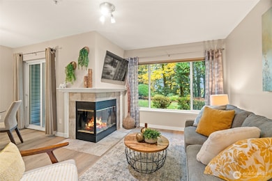 5000 NW Village Park Dr unit F133, Issaquah, WA 98027 - photo 2