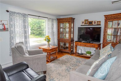 15 Leeder St, West Warwick, RI 02893 - photo 6