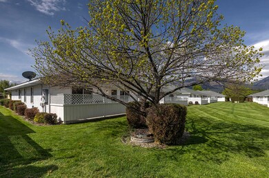 808 Canyon View Loop
