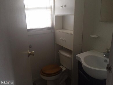 801 Norcross Rd, Lindenwold, NJ 08021 - photo 2