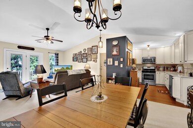 237 B N 14th St, Reading, PA 19604 - photo 7