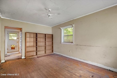 05-Living Room