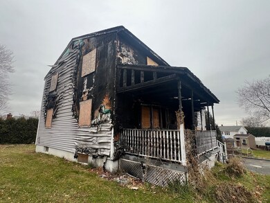 19 Donlee St, Holyoke, MA 01040 - photo 2