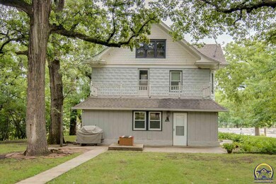 10033 Willard Rd, Topeka, KS 66615 - photo 7