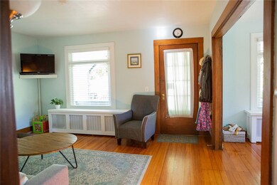 27 Kay Blvd, Newport, RI 02840 - photo 3