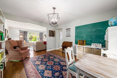 006 Dining Room used as classroom