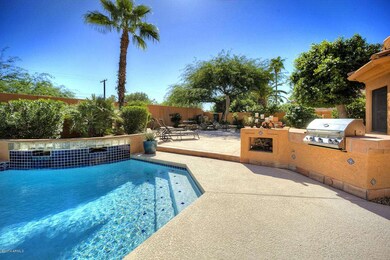 Outdoor Kitchen