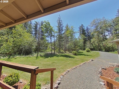 22118 E Yakima Ln, Rhododendron, OR 97049 - photo 3