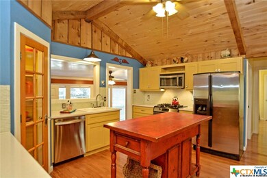 1230 Sleepy Hollow Ln, New Braunfels, TX 78130 - photo 7