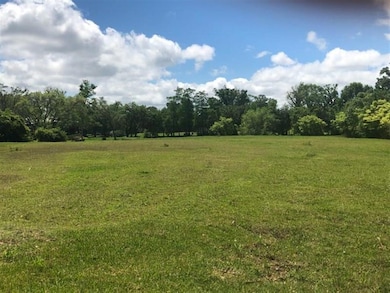 711 W Sale Rd, Lake Charles, LA 70605 - photo 3