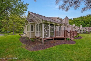 127 Duck Hollow Cir, Stroudsburg, PA 18360 - photo 4