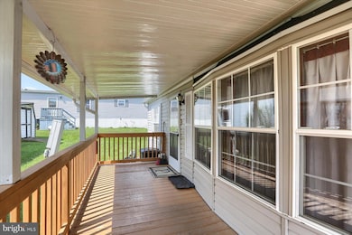 110 Clearfield Ct E, Lancaster, PA 17603 - photo 3