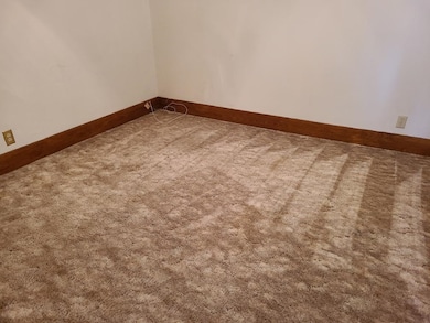 1118 E 12th Ave, Winfield, KS 67156 - photo 5