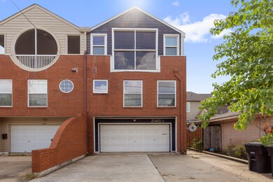 2415 Dunlavy St unit 1/2, Houston, TX 77006 - photo 3