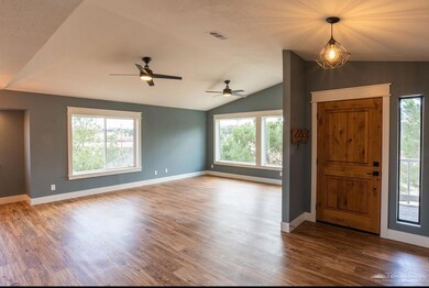 20825 Crest Dr, Tehachapi, CA 93561 - photo 3