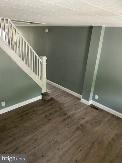 632 E Main St, Norristown, PA 19401 - photo 3