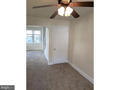 538 Crotzer Ave, Folcroft, PA 19032 - photo 6