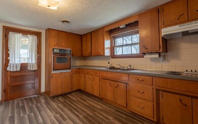 1381WGooch(1of38)