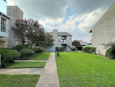 Lovely greenery throughout the community with pet-
