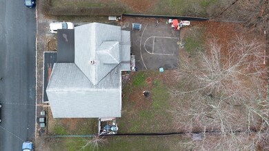 16 Wakefield St, Webster, MA 01570 - photo 3