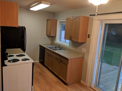 7 Grandview Dr unit 7, South Burlington, VT 05403 - photo 2