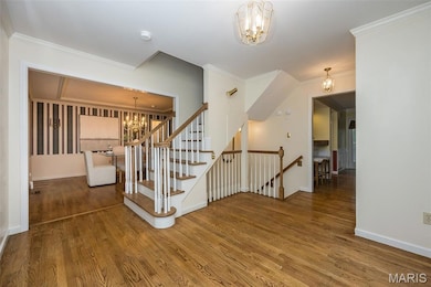 16434 Wilson Creek Ct, Chesterfield, MO 63005 - photo 2